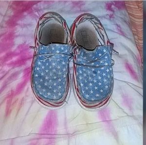 Boys hey dude shoes